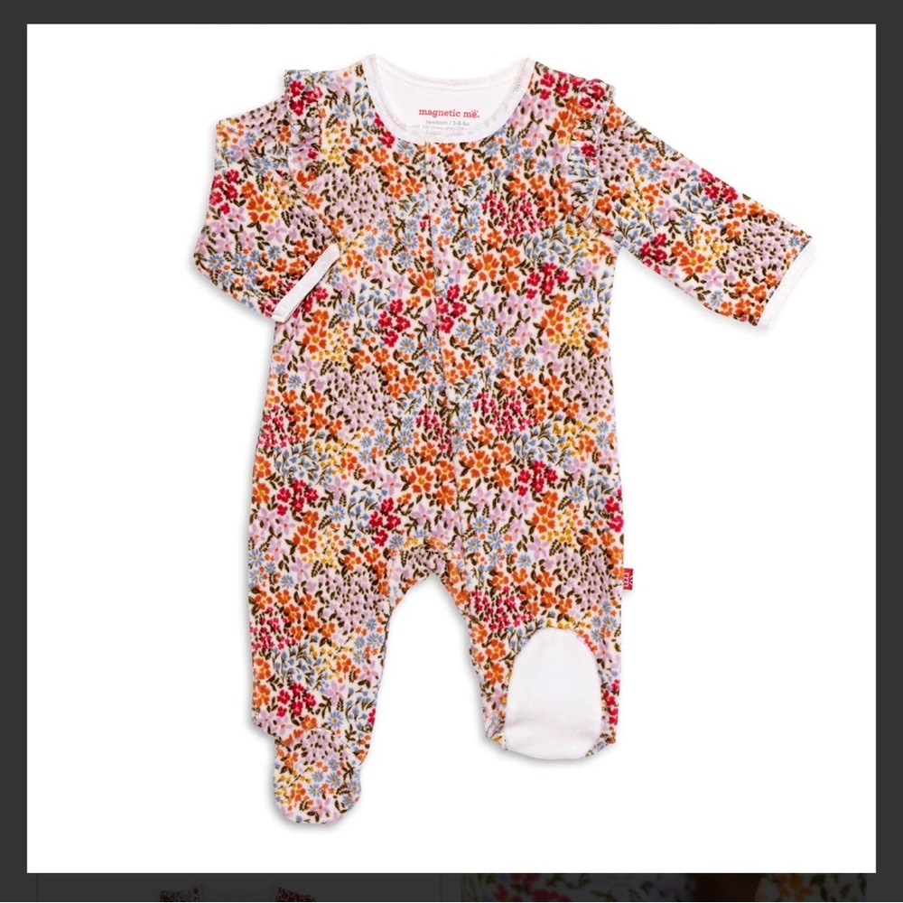 magneticme ditzy garden floral velour magnetic hoodie